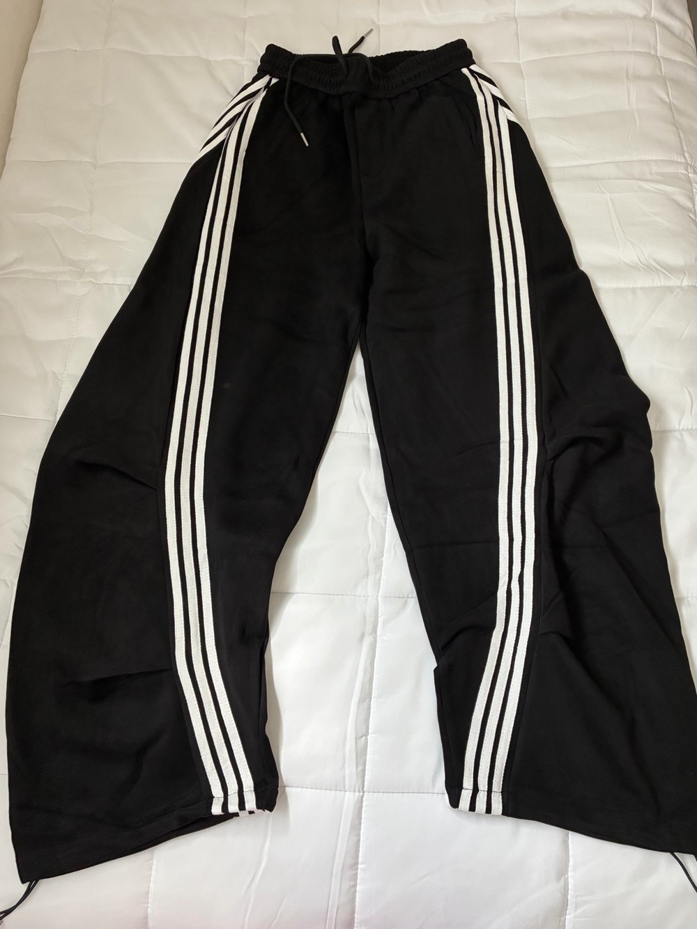New! Floo Black & White Barrel Sweatpants Size Small - Picture 7 of 9